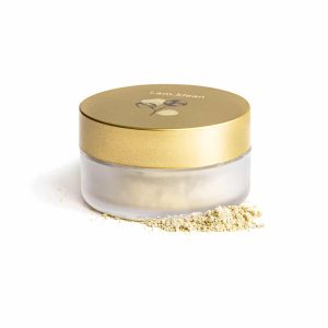 Loose mineral Concealer against red